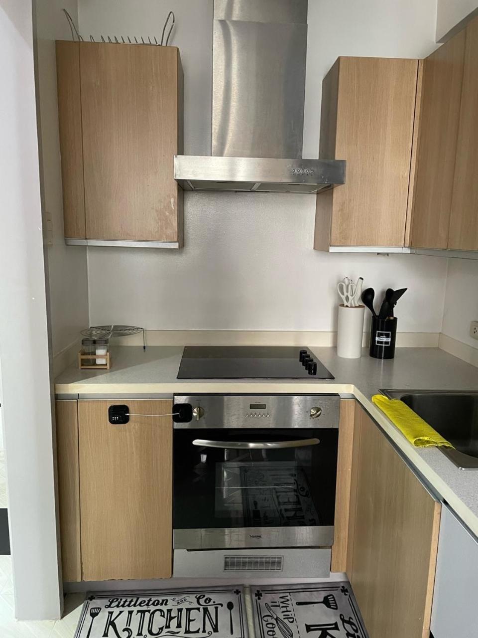 Cozy 2-Bedroom At South Of Market Soma Bgc Near Sm Aura, Market! Market! & Bonifacio High Street Taguig Esterno foto
