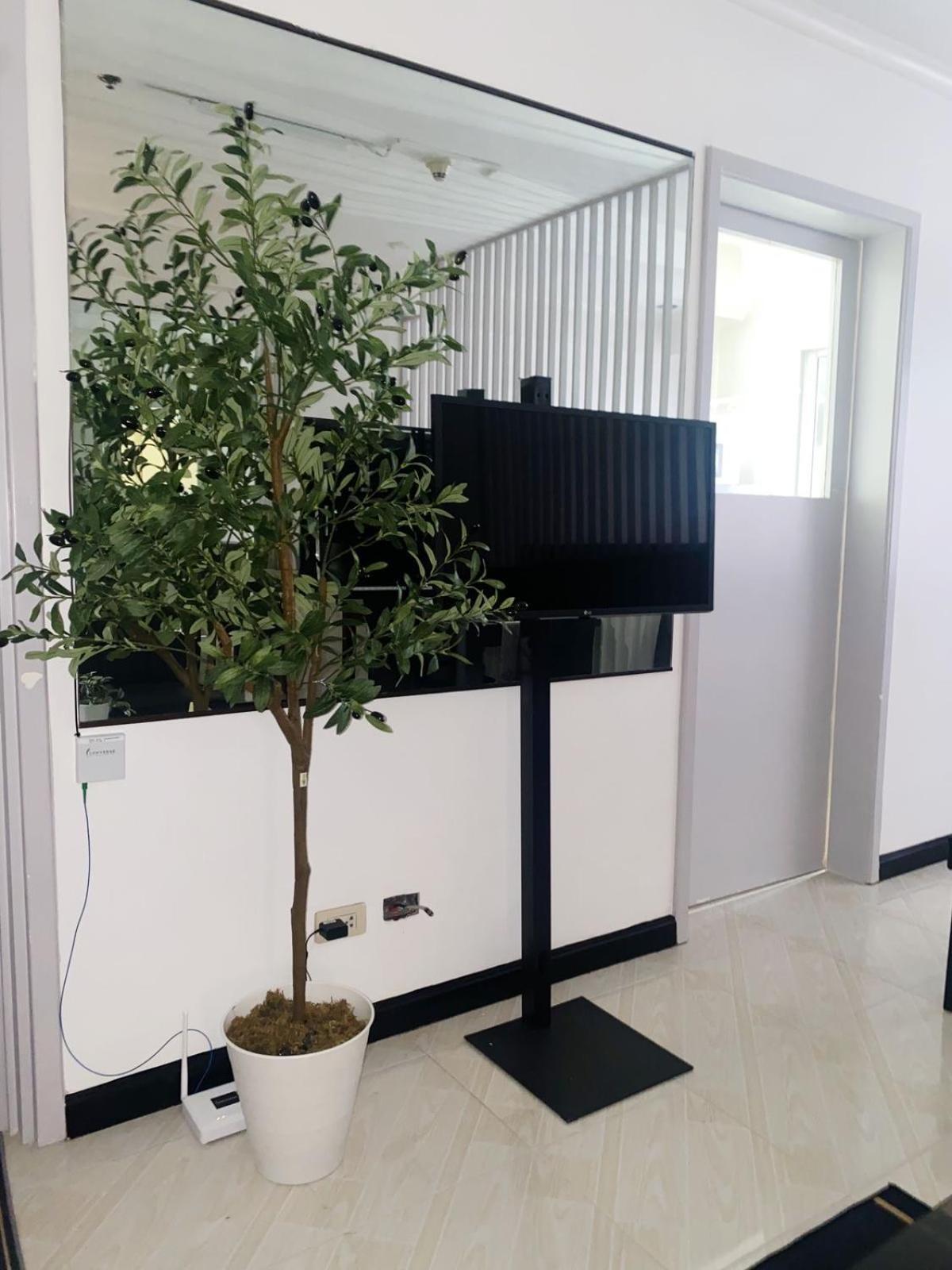 Cozy 2-Bedroom At South Of Market Soma Bgc Near Sm Aura, Market! Market! & Bonifacio High Street Taguig Esterno foto