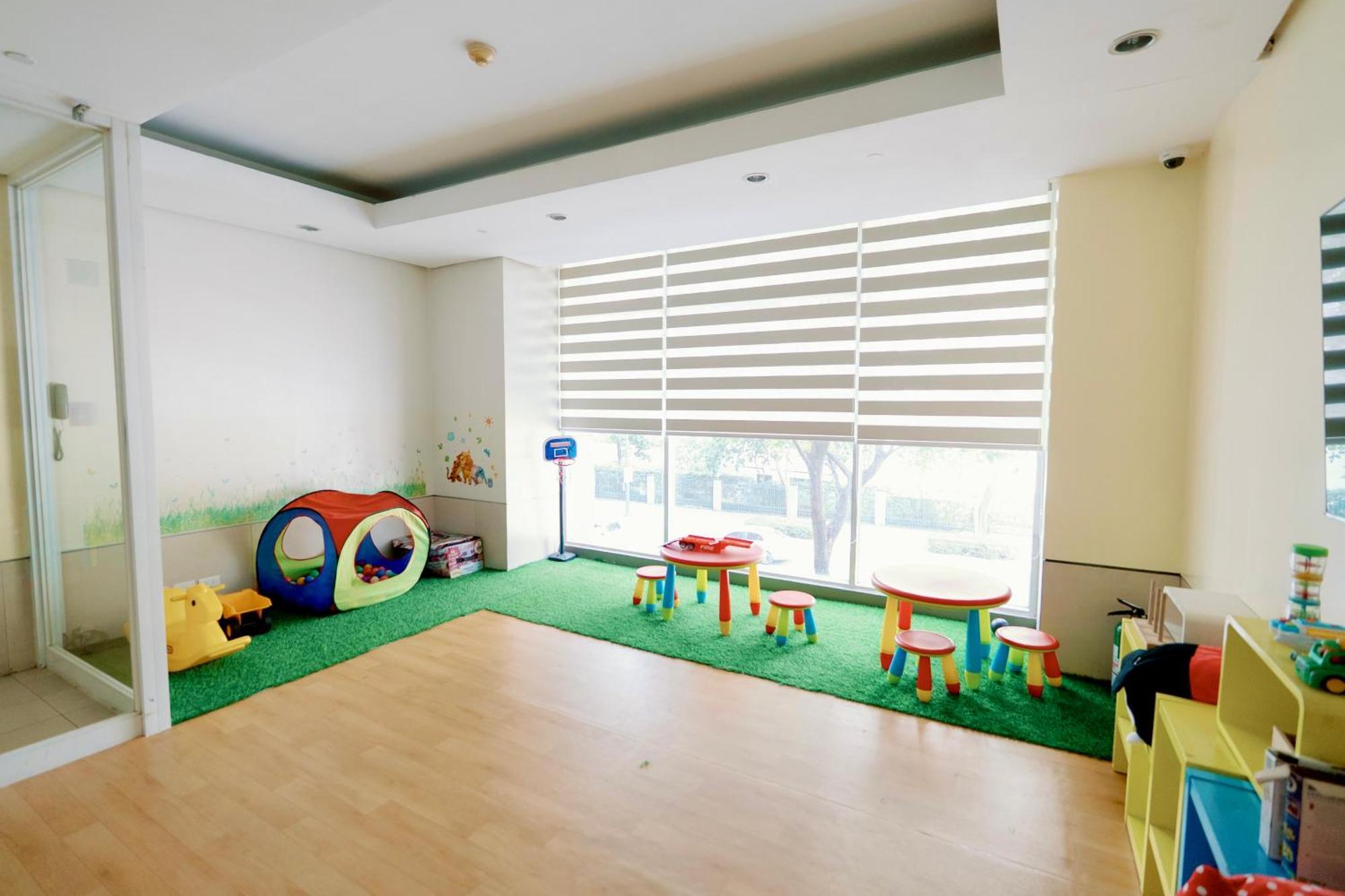 Cozy 2-Bedroom At South Of Market Soma Bgc Near Sm Aura, Market! Market! & Bonifacio High Street Taguig Esterno foto