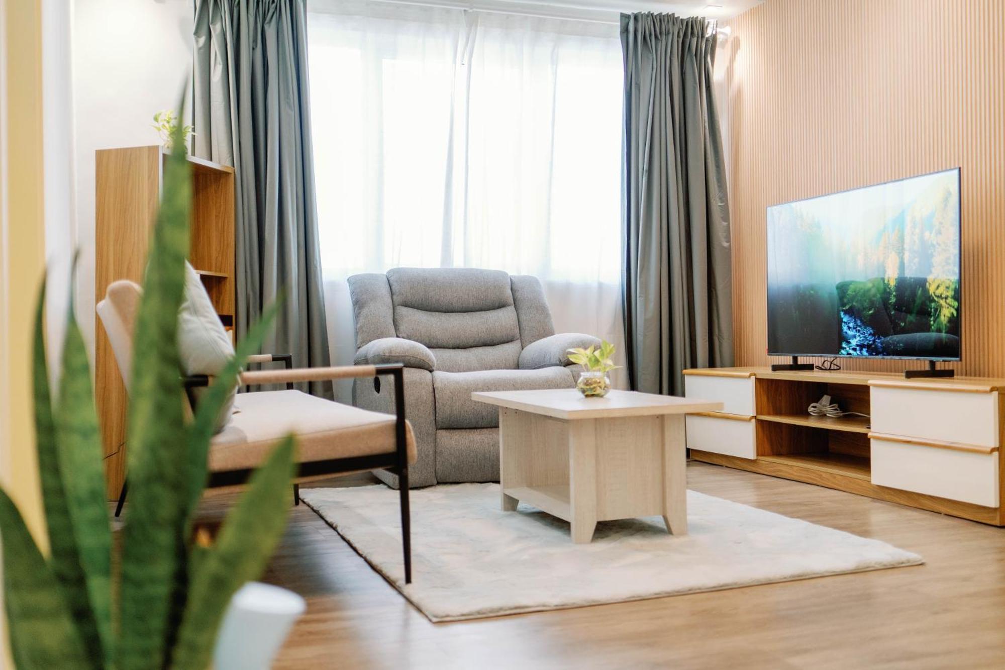 Cozy 2-Bedroom At South Of Market Soma Bgc Near Sm Aura, Market! Market! & Bonifacio High Street Taguig Esterno foto