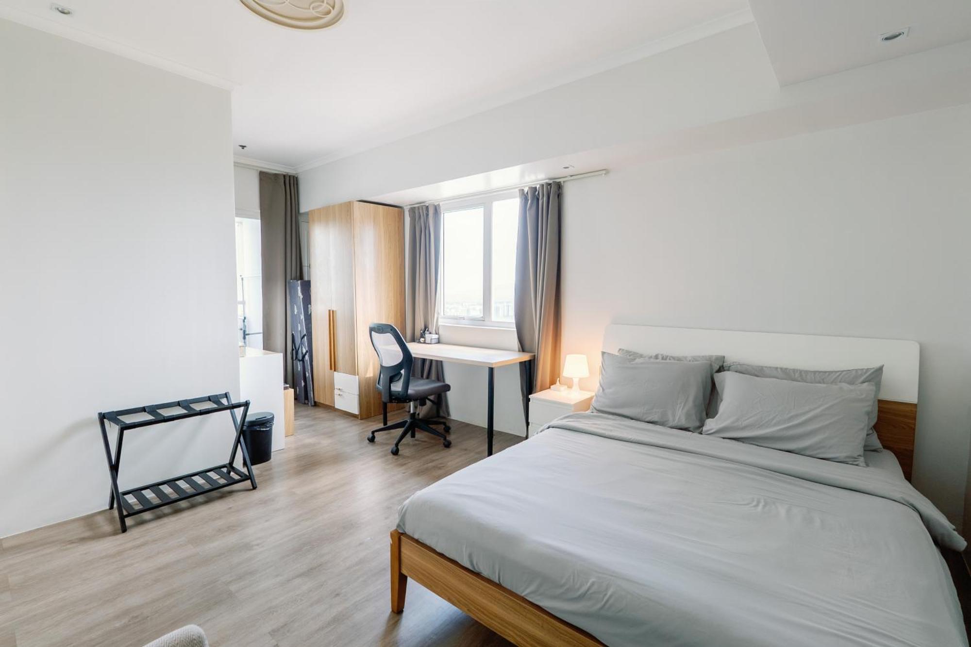 Cozy 2-Bedroom At South Of Market Soma Bgc Near Sm Aura, Market! Market! & Bonifacio High Street Taguig Esterno foto