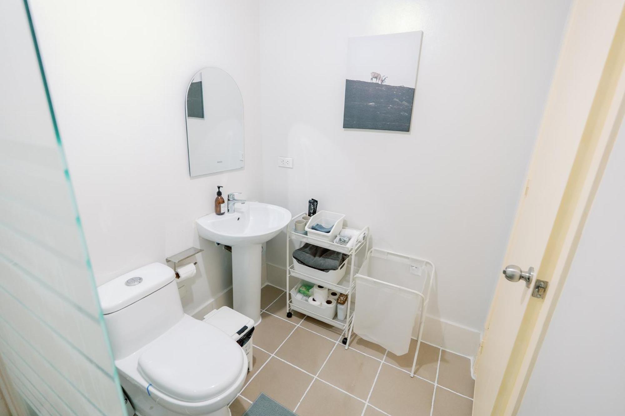 Cozy 2-Bedroom At South Of Market Soma Bgc Near Sm Aura, Market! Market! & Bonifacio High Street Taguig Esterno foto
